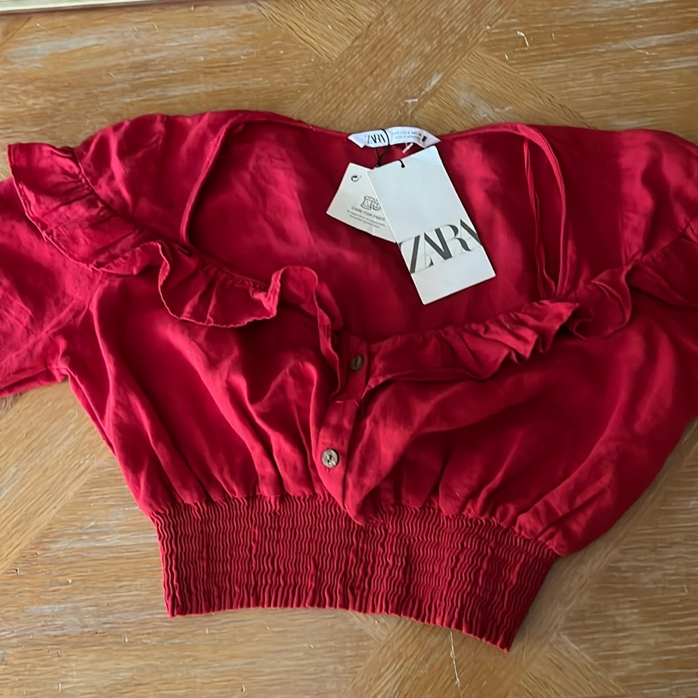 NWT Zara red linen cropped top with ruffles